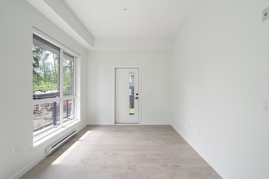 listing image 1101681815140290984