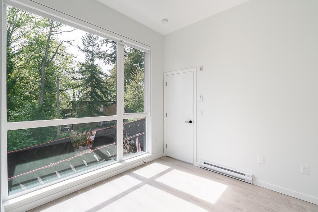 listing image 1102735228791111028
