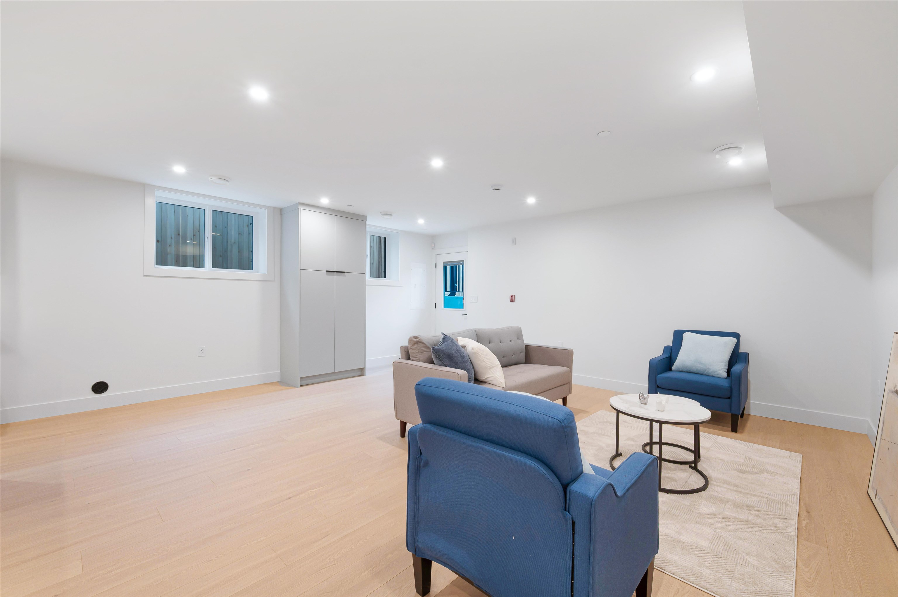 4855 Venables Street 1