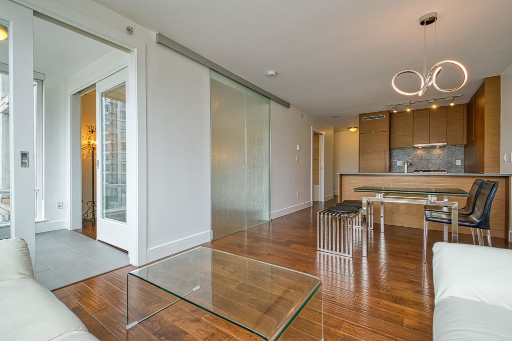 listing image 1100969534003587132
