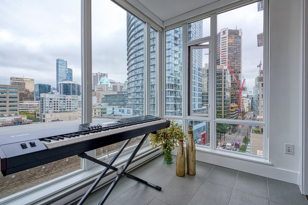 listing image 1102999021652823627
