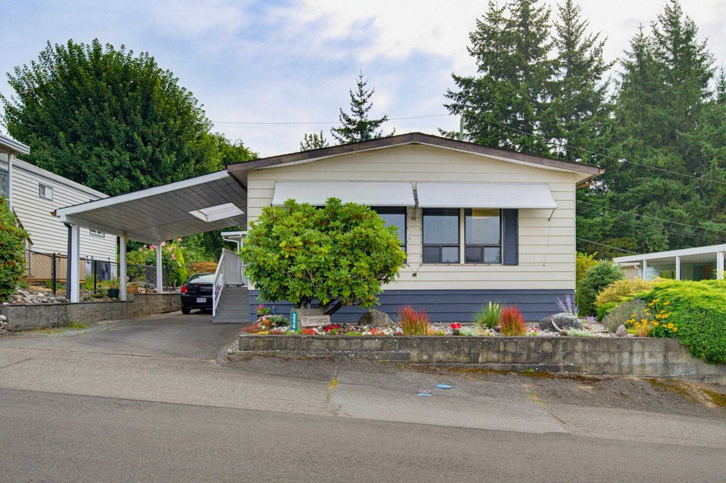 Photo of 27111 0 Avenue #256, Langley, BC V4W 2T6 (MLS # R3157356)