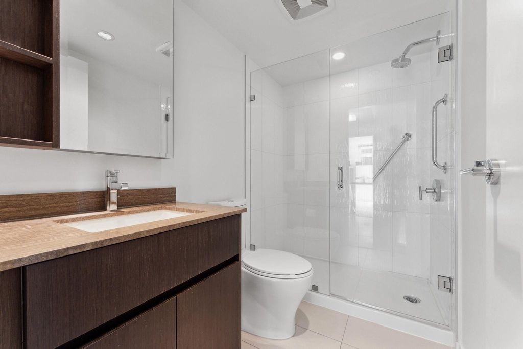 listing image 1108071966586064881