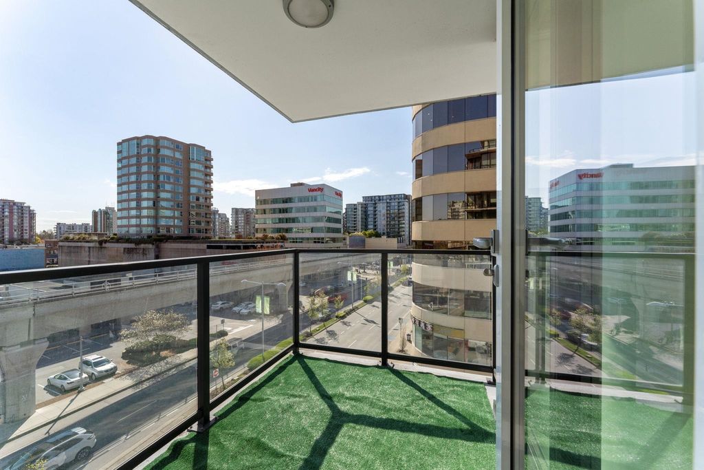 listing image 1106220641718046974