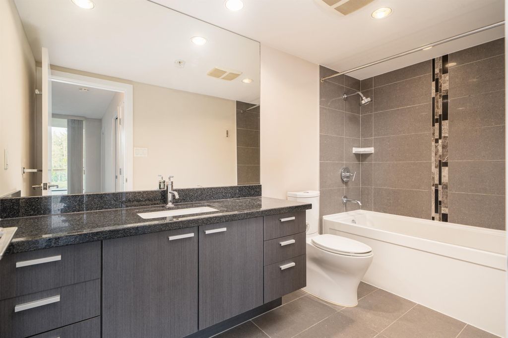 listing image 1107015144394998862