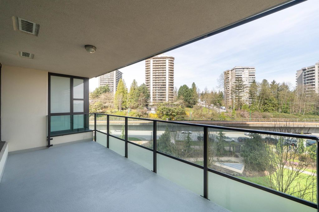 listing image 1106257832660666695