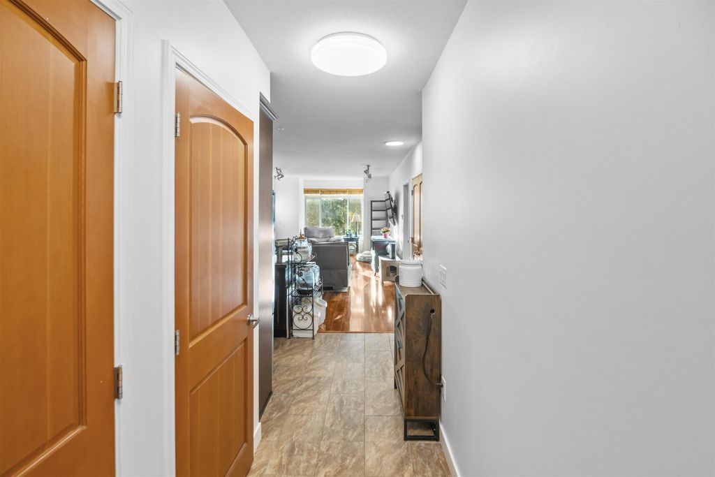 Photo of 11887 Burnett Street #301, Maple Ridge, BC V2X 6P6 (MLS # R3109652)