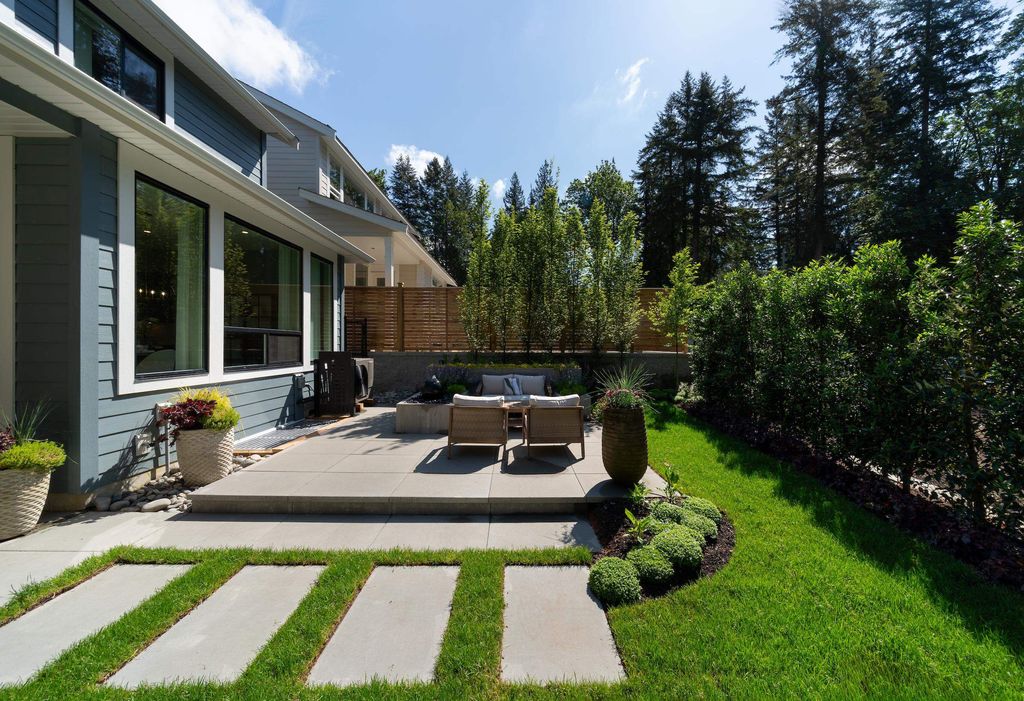 Photo of 23357 Seymour Avenue, Maple Ridge, BC V4R 0J7 (MLS # R3146984)