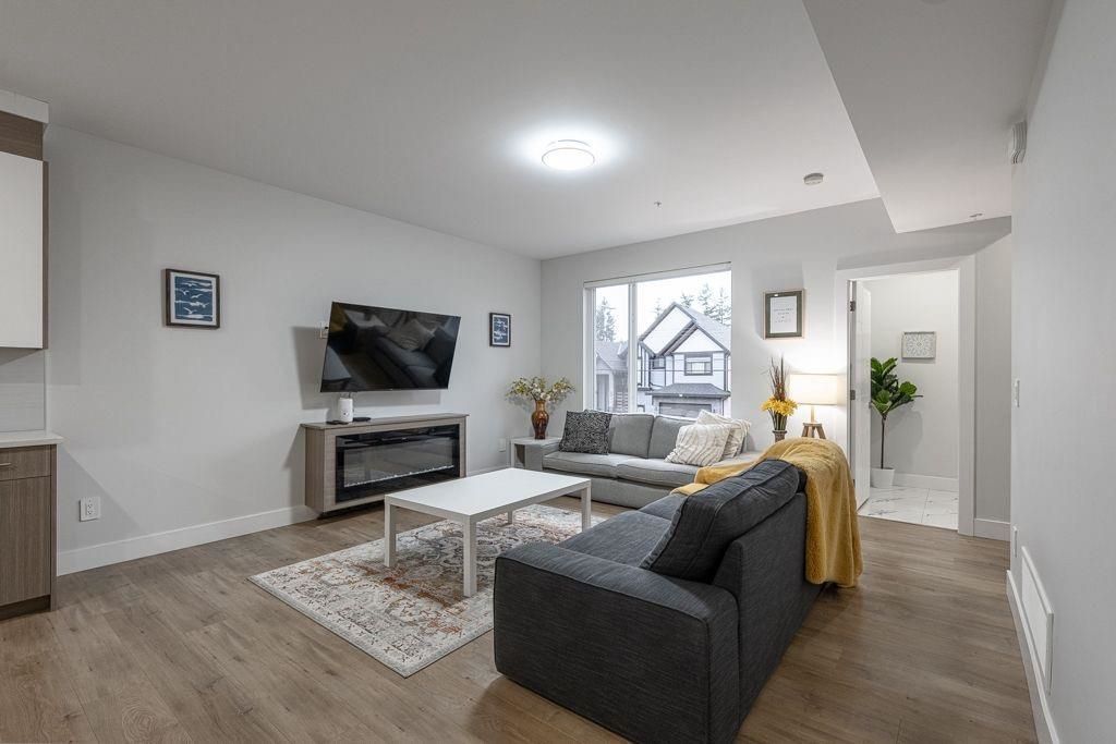 Photo of 2576 Janzen Street, Abbotsford, BC V3G 0G8 (MLS # R3121749)