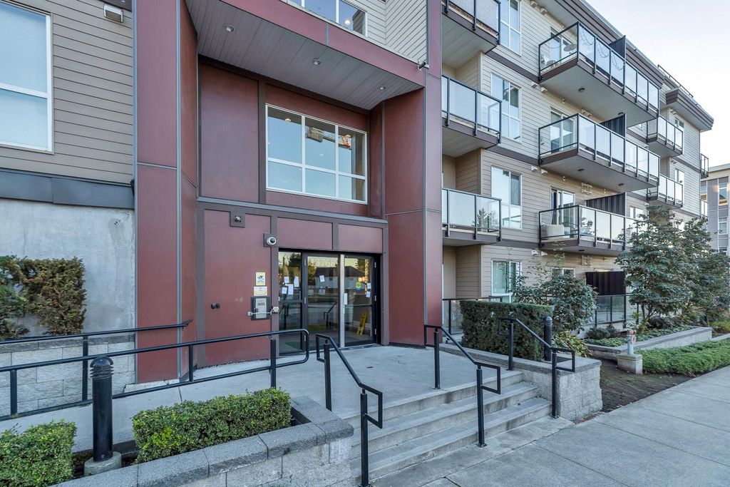 Photo of 13768 108 Avenue #221, Surrey, BC V3T 0L9 (MLS # R3115130)