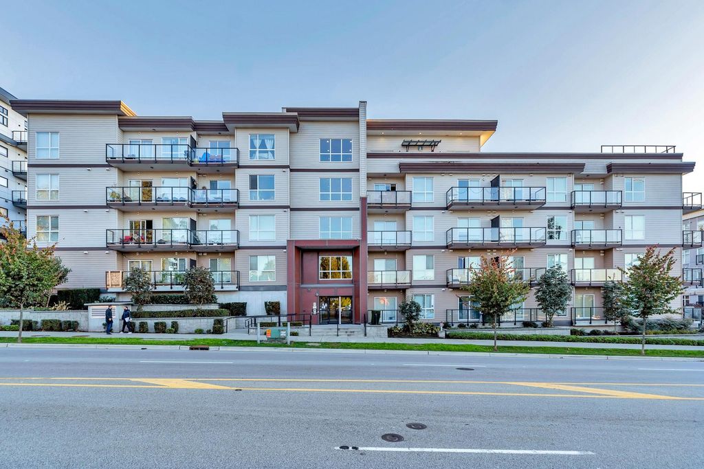 Photo of 13768 108 Avenue #221, Surrey, BC V3T 0L9 (MLS # R3115130)