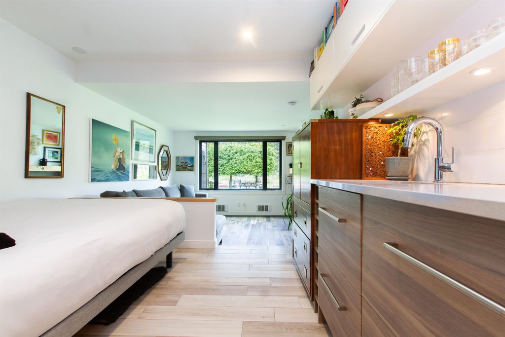 listing image 1101117023672116012