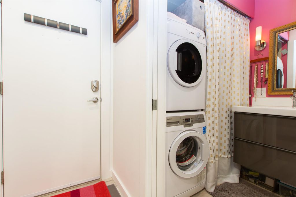 listing image 1109372819261897271