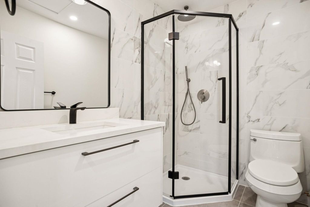 listing image 1100628988562141562