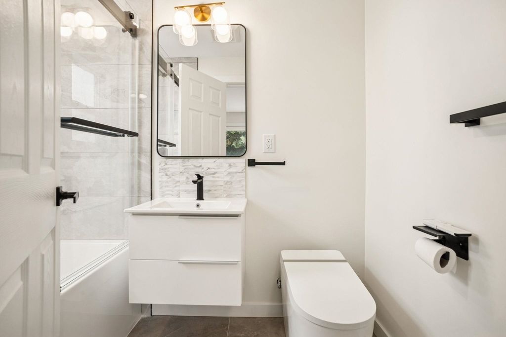 listing image 1103603470962645918