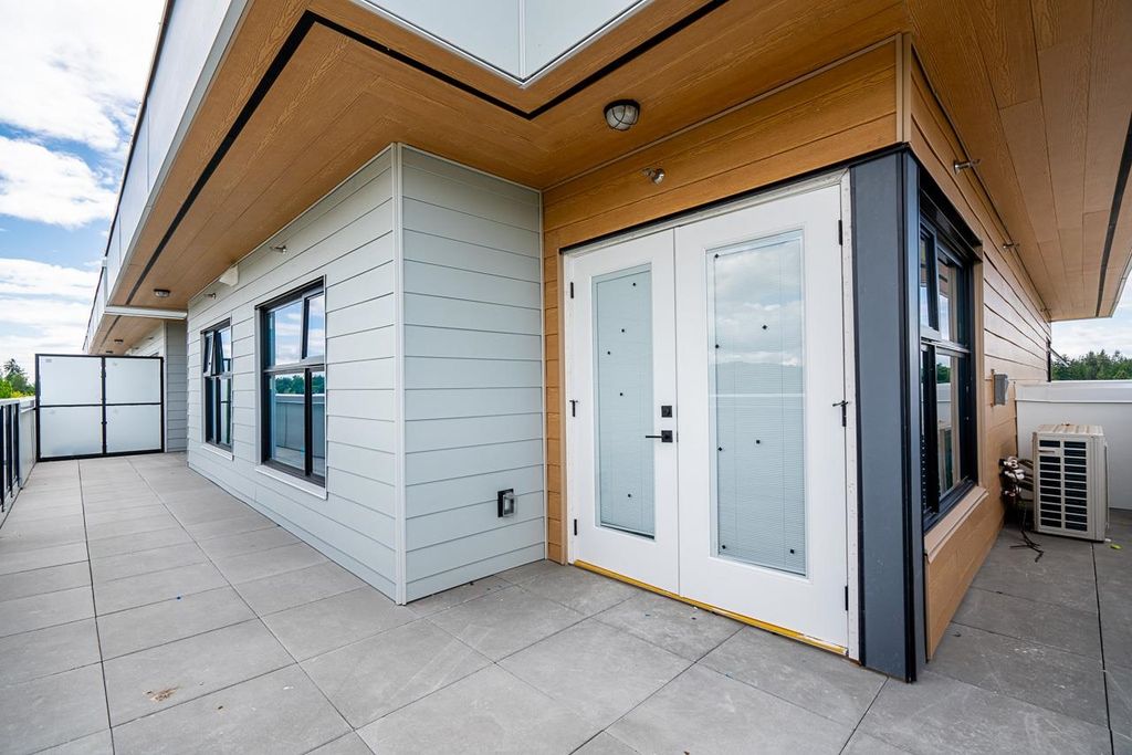 listing image 1103212983593728571