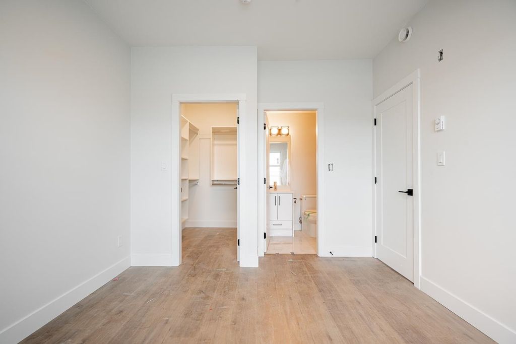 listing image 1107131106711053347