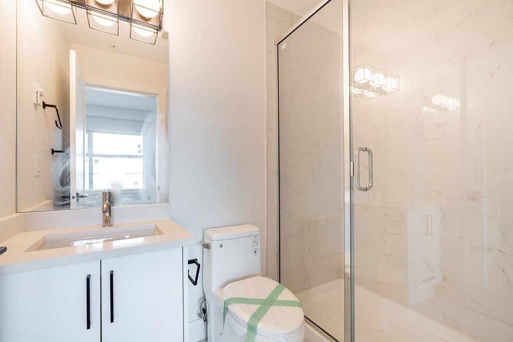 listing image 1103491989691615536