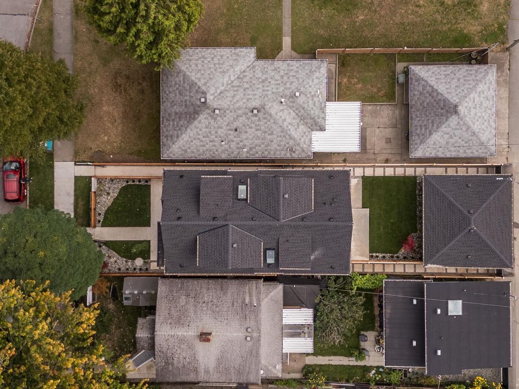 listing image 1102133443214935135