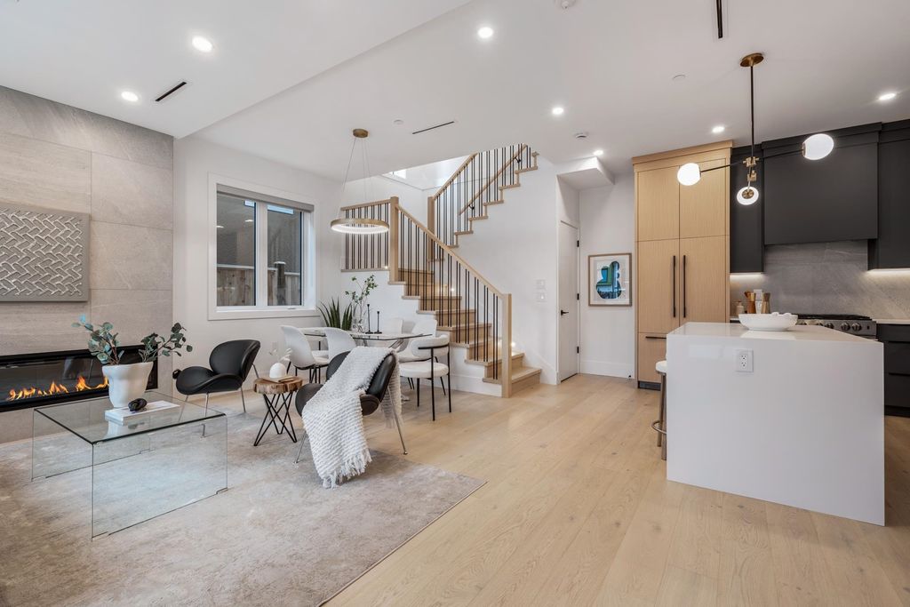 listing image 1108872044291457821