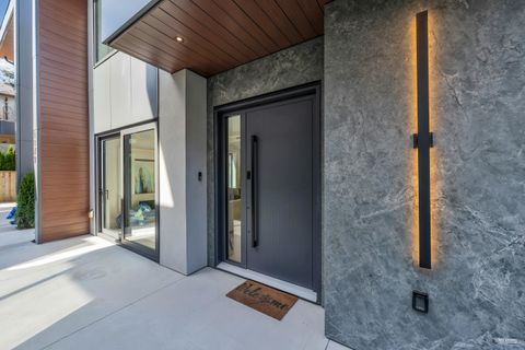 1181 W 33rd Avenue Vancouver BC V6M 1A2