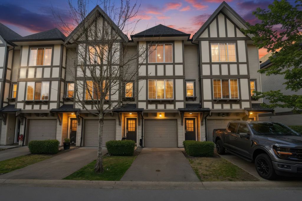 Photo of 20875 80 Avenue #99, Langley, BC V2Y 0B2 (MLS # R3126977)