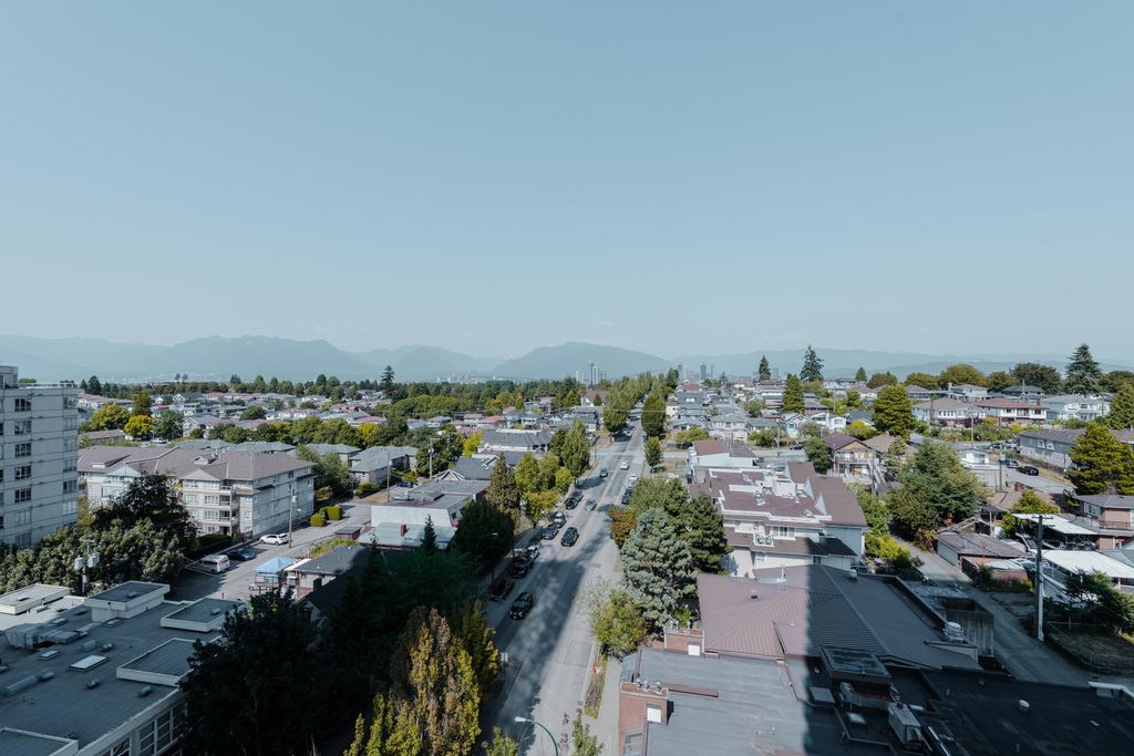 listing image 1104869453230922639