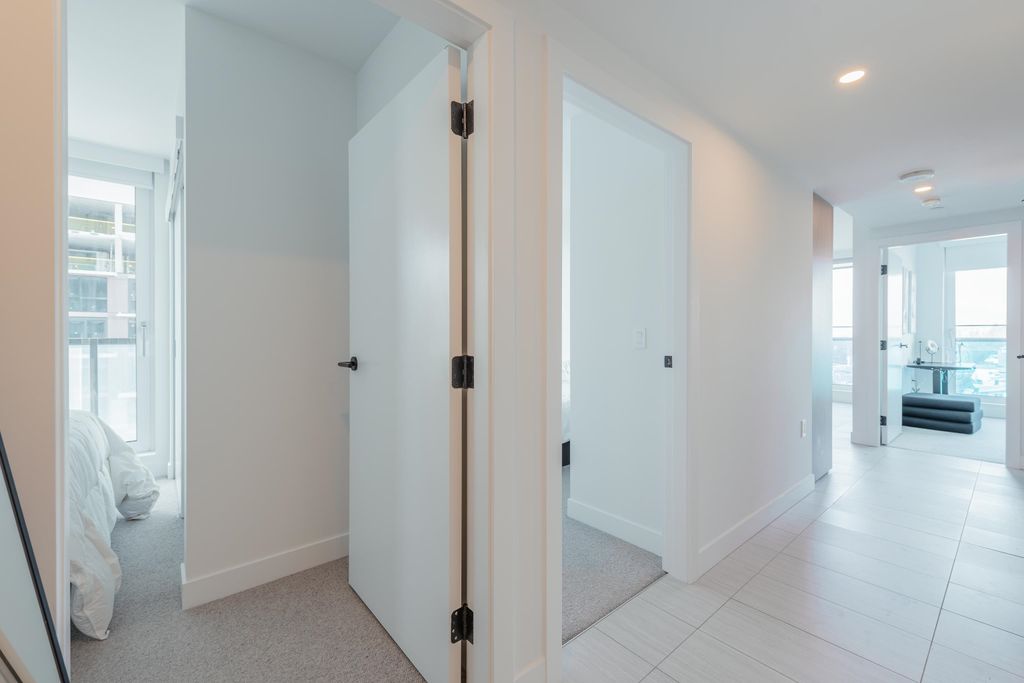 listing image 1106691911385999915