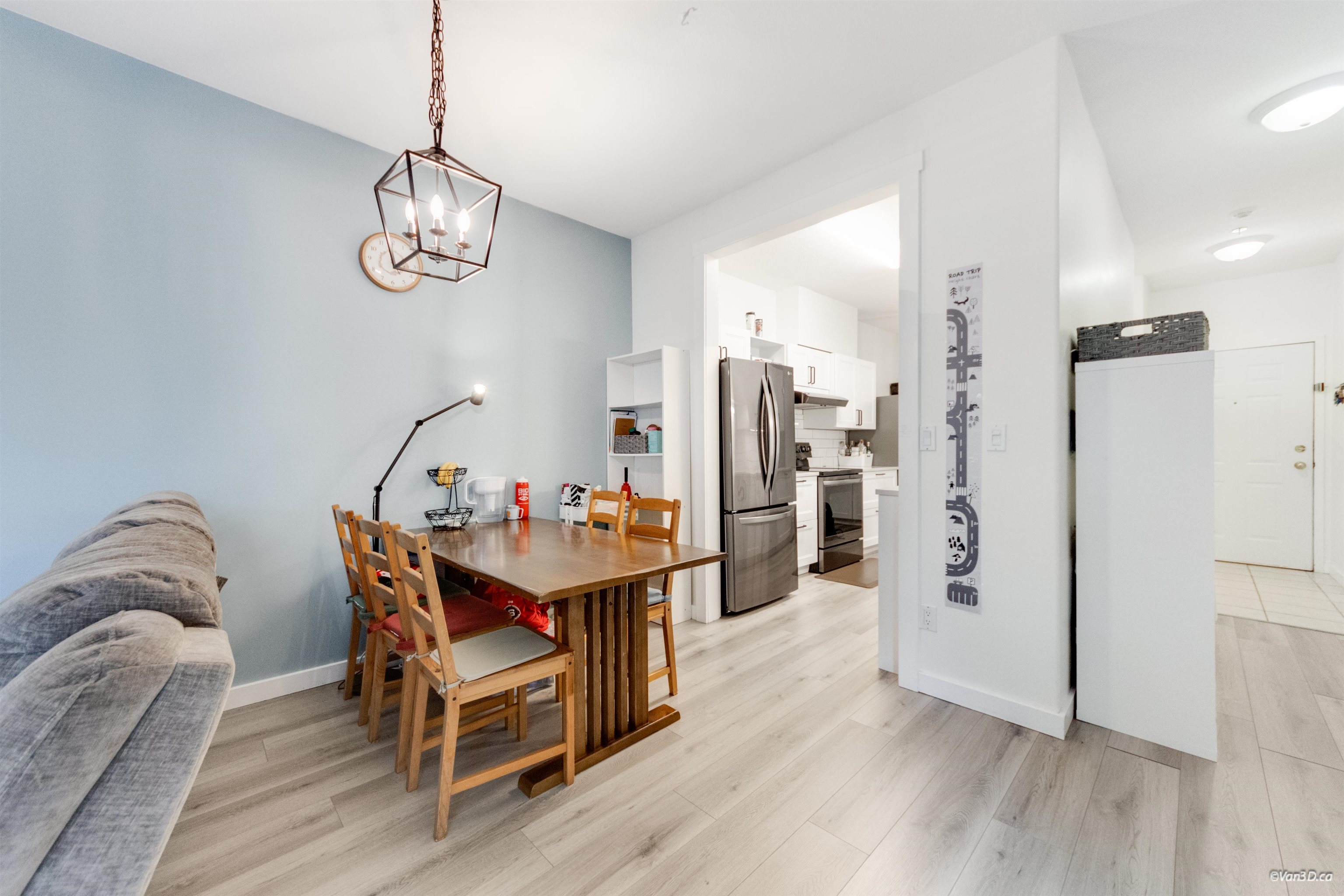 8976 208 Street 111