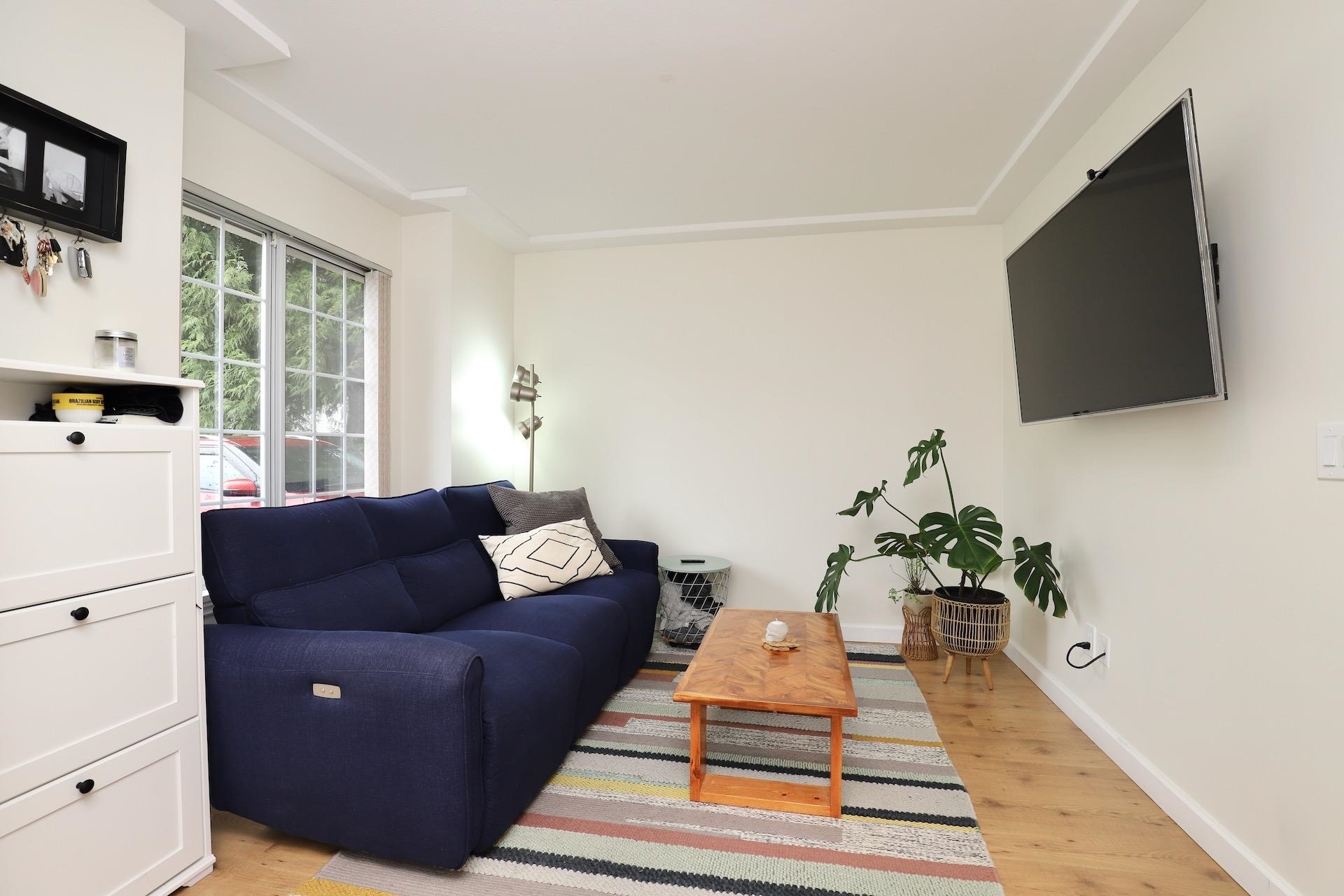 21409 Dewdney Trunk Road 16