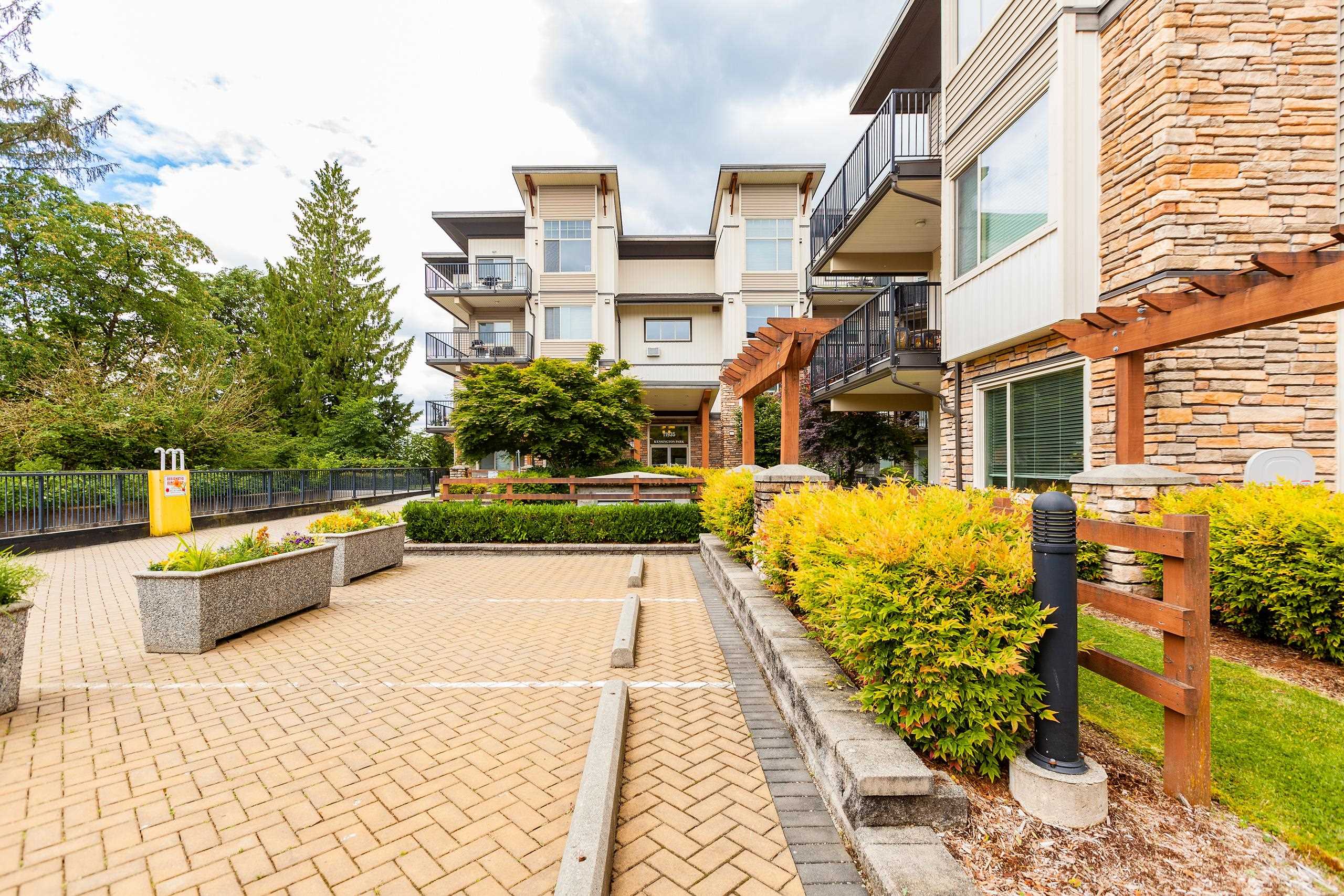 11935 Burnett Street 109