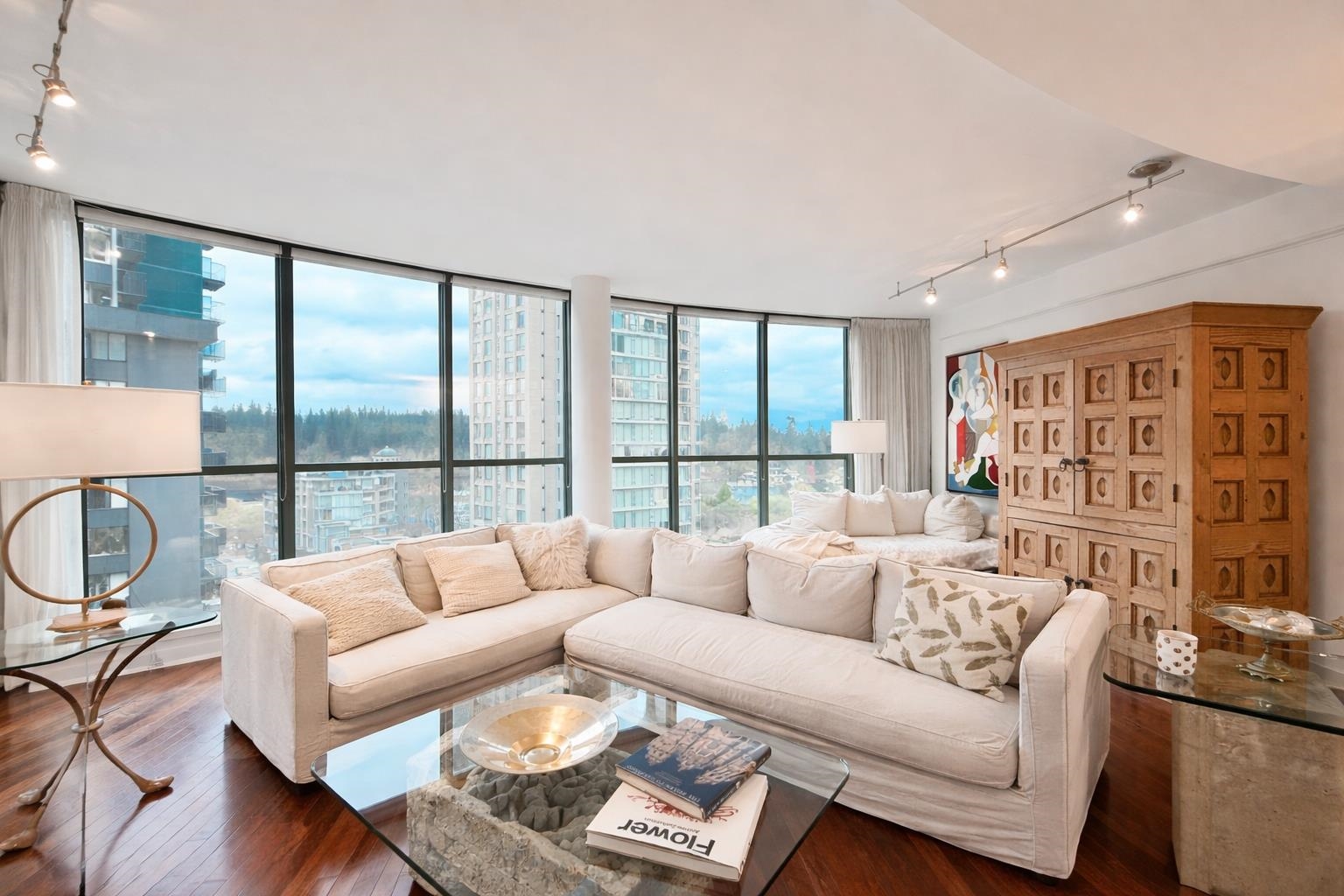 1888 Alberni Street 902