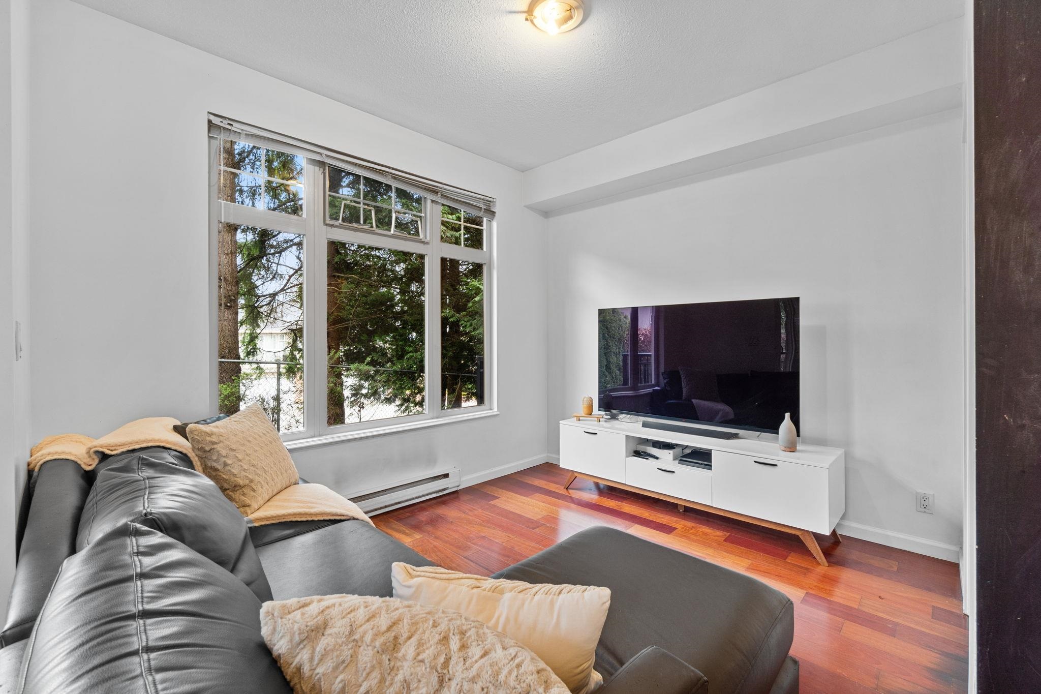 245 Francis Way 13