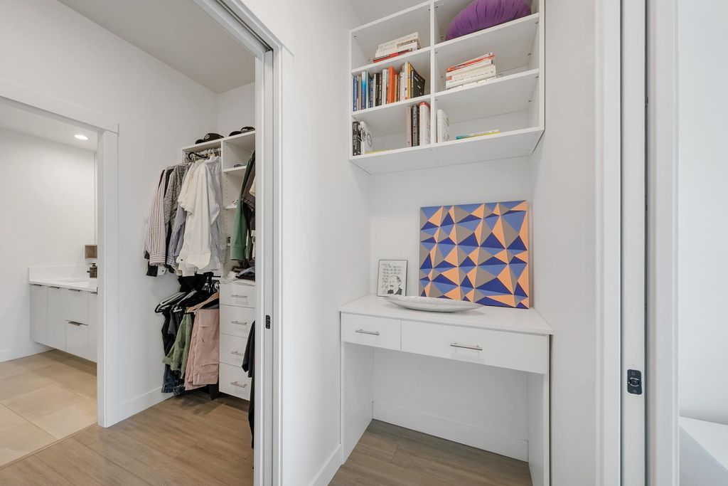 listing image 1107246062975052820