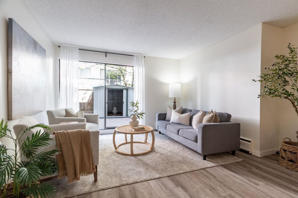 listing image 1105416408493509573