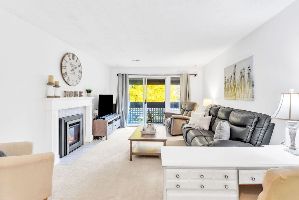 Photo of 34909 Old Yale Road #822, Abbotsford, BC V3G 2E7 (MLS # R3080204)