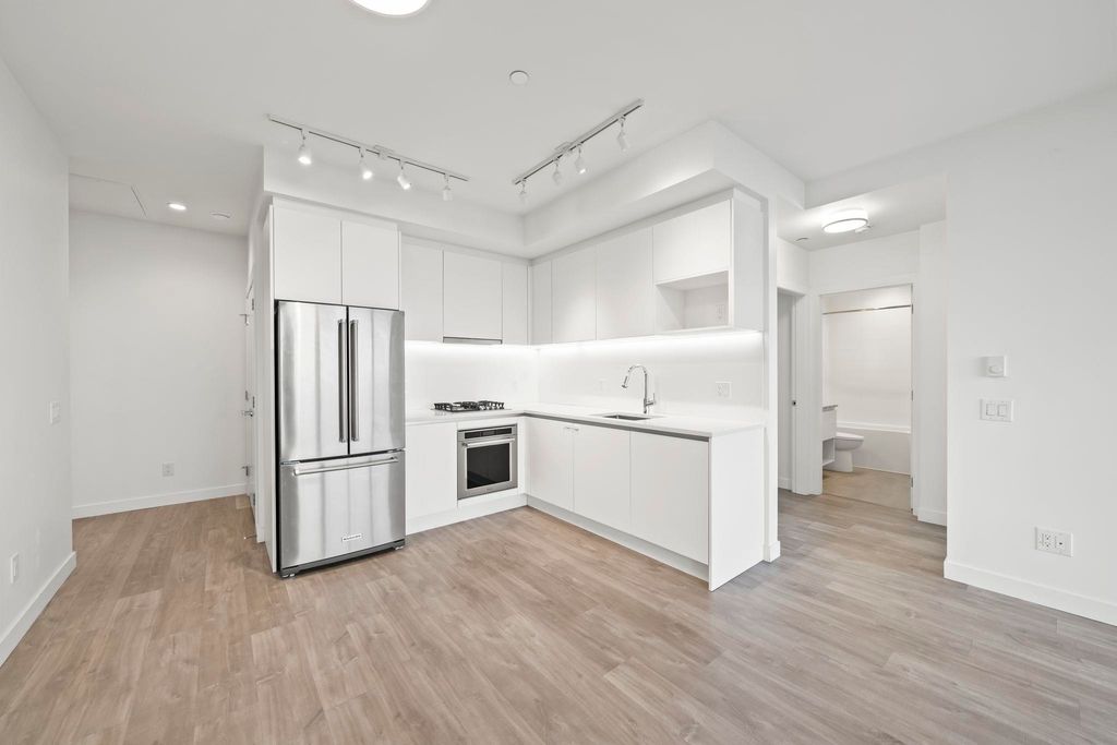 listing image 1108862888844339883