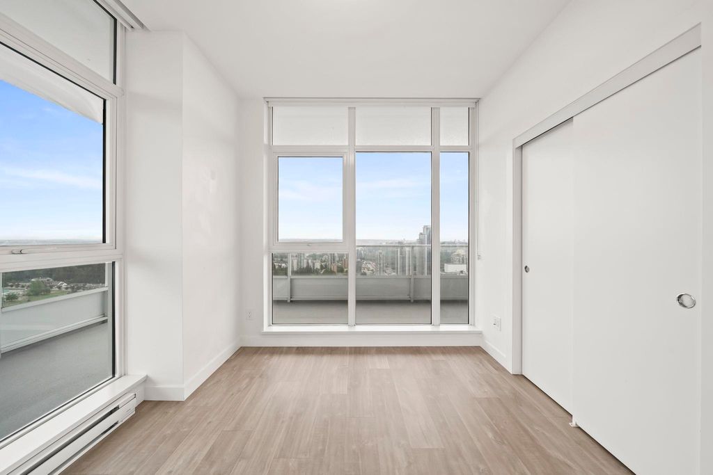 listing image 1100670451211719639