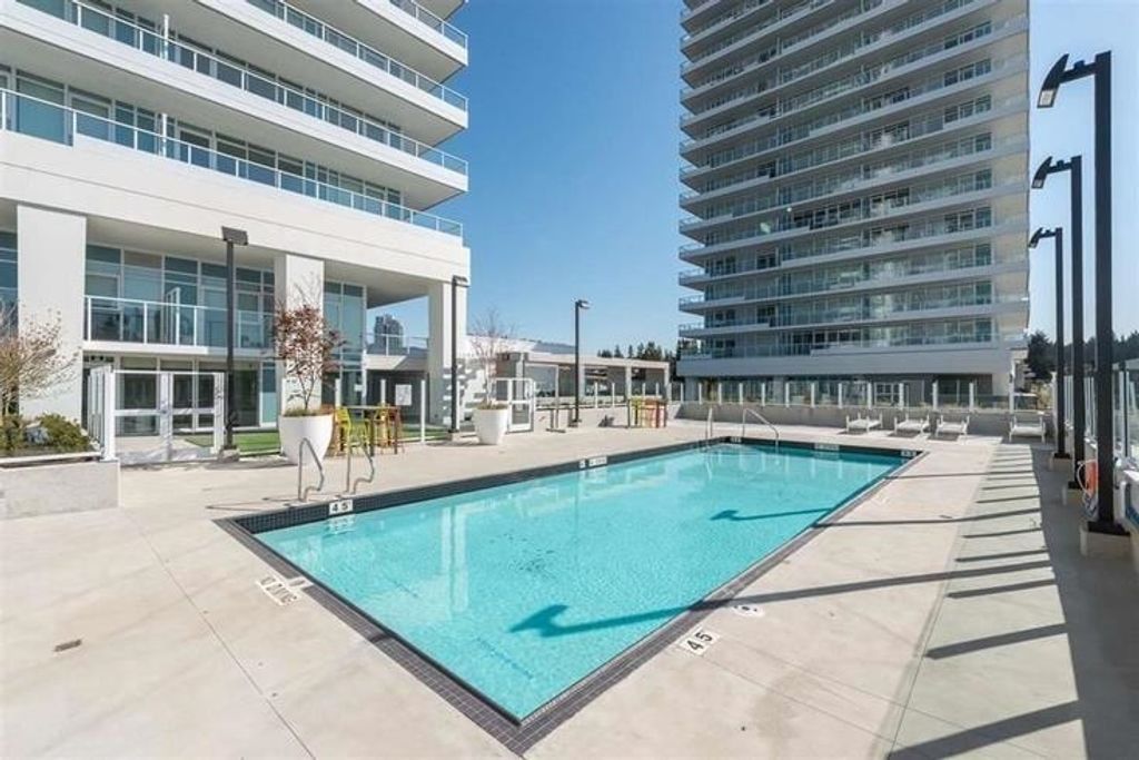 listing image 1107067834659151302