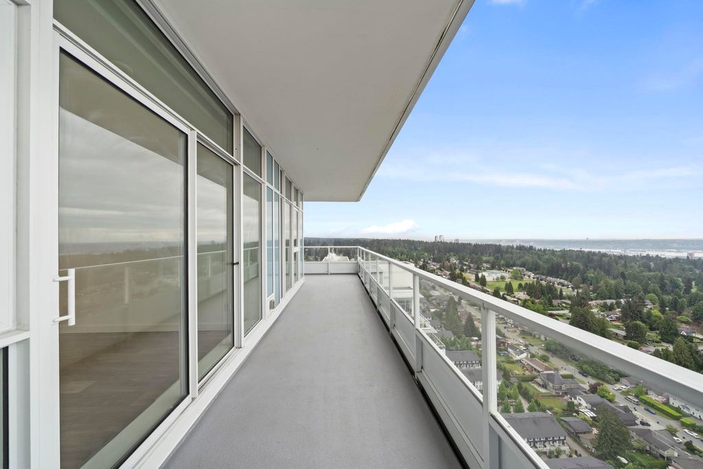 listing image 1103819853369356708