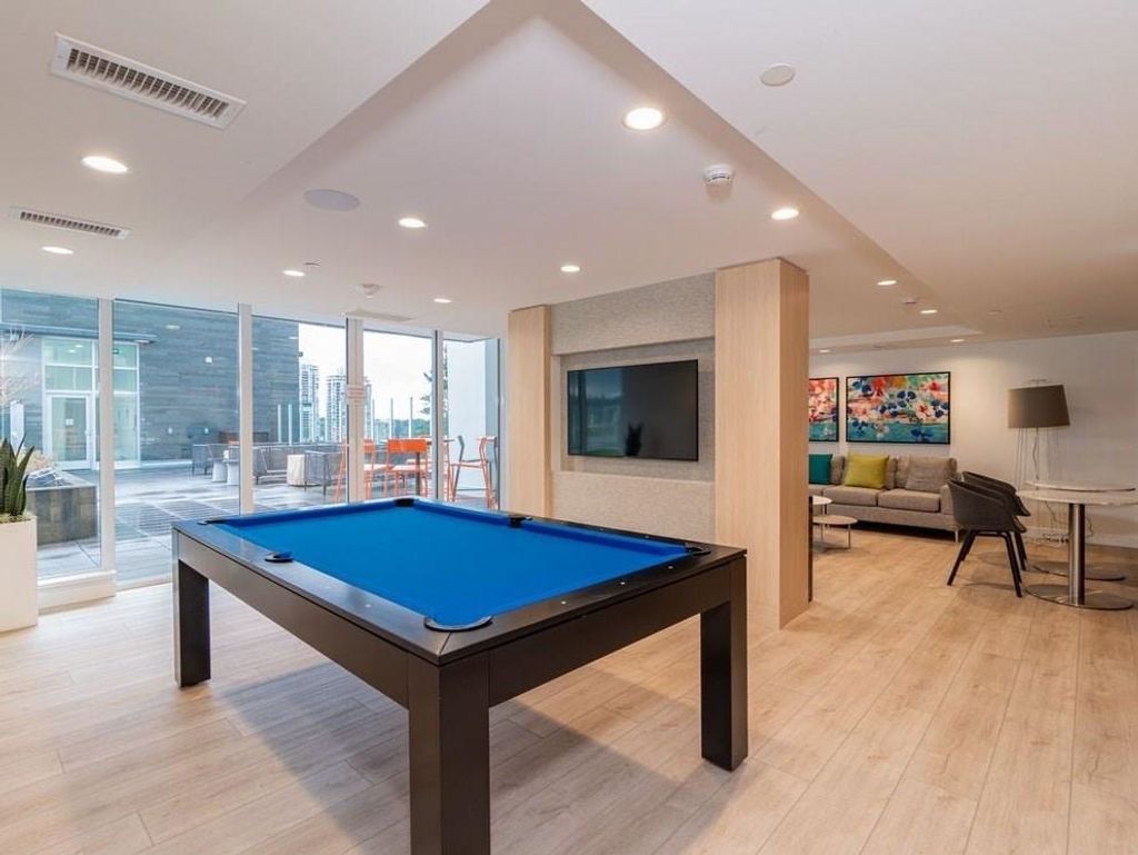 listing image 1102580022868911434