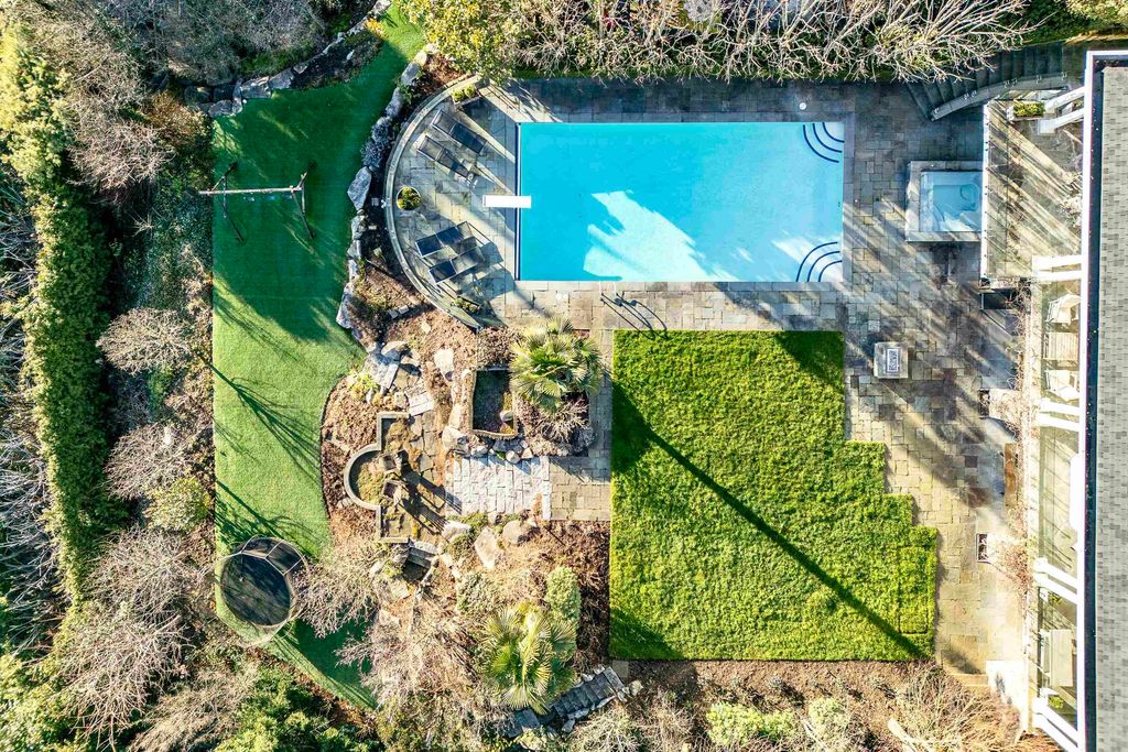 listing image 1105878212868120532