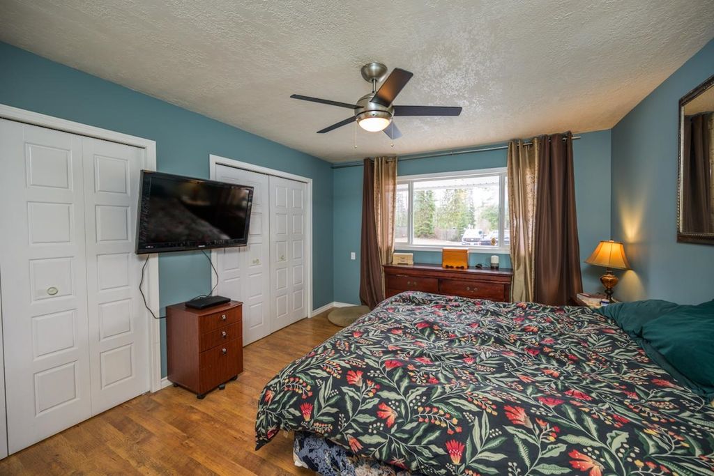 listing image 1108342949335265881