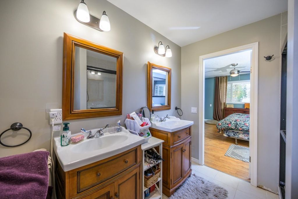 listing image 1107276822389924137