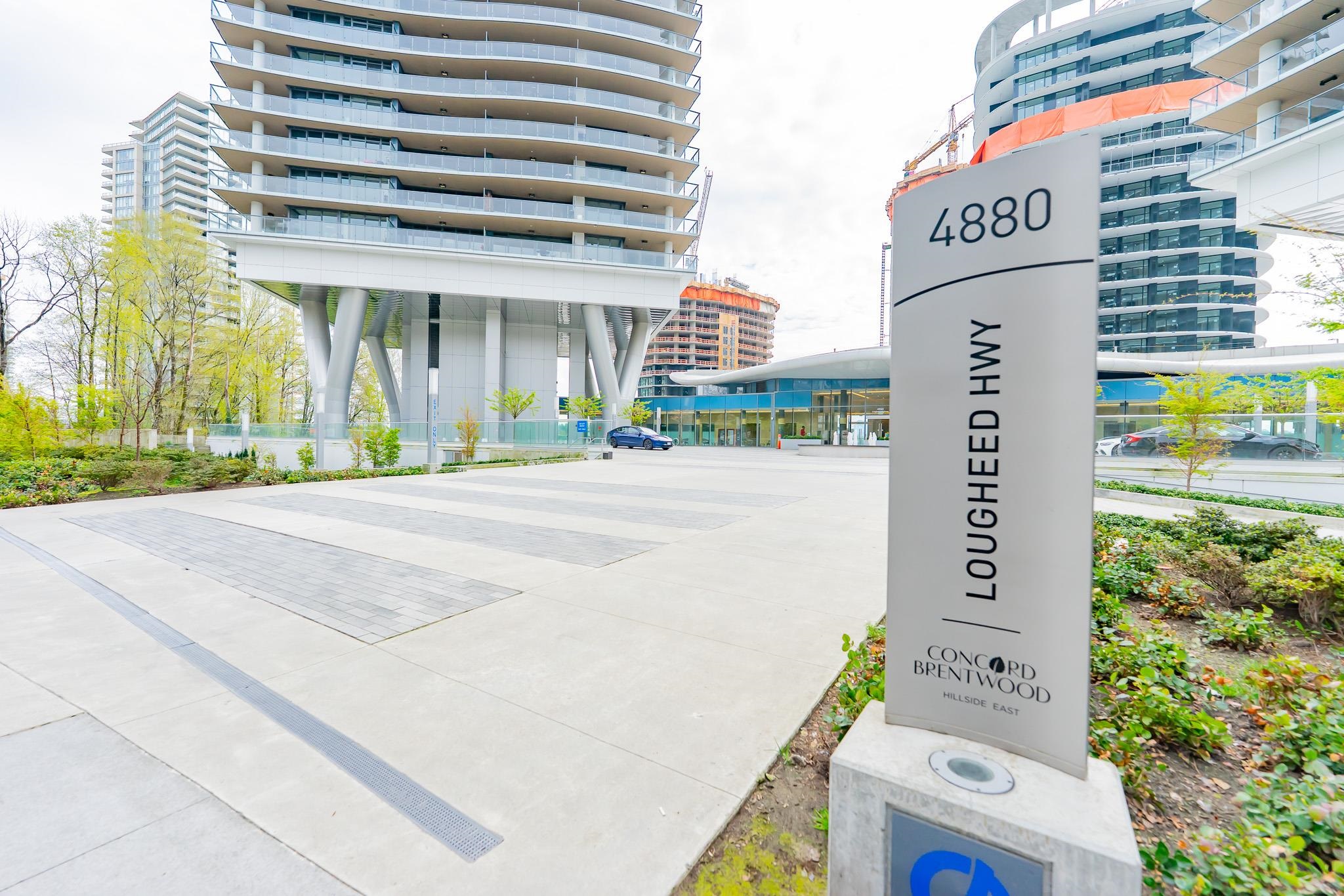 4890 Lougheed Highway 1904