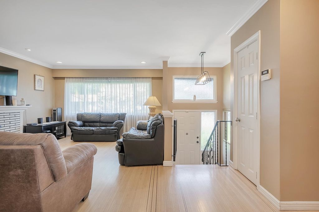 listing image 1109959272222550892