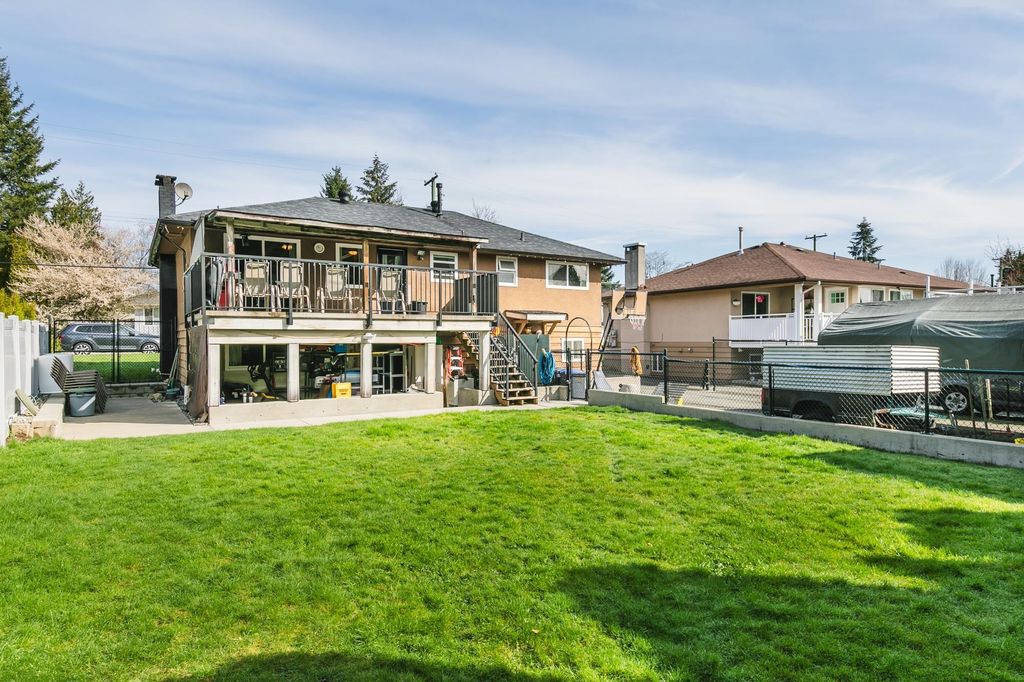 listing image 1102236931130337422