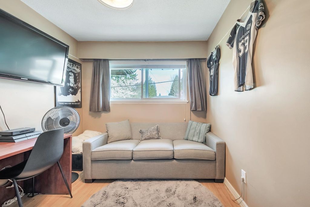 listing image 1105670091728549539
