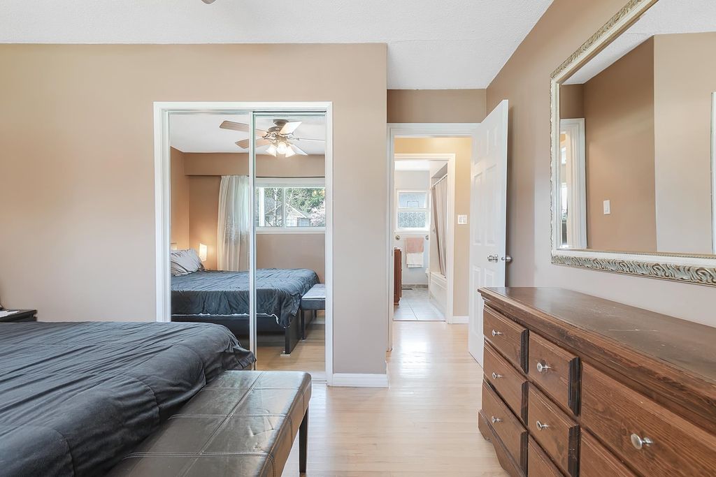 listing image 1103181637952109079