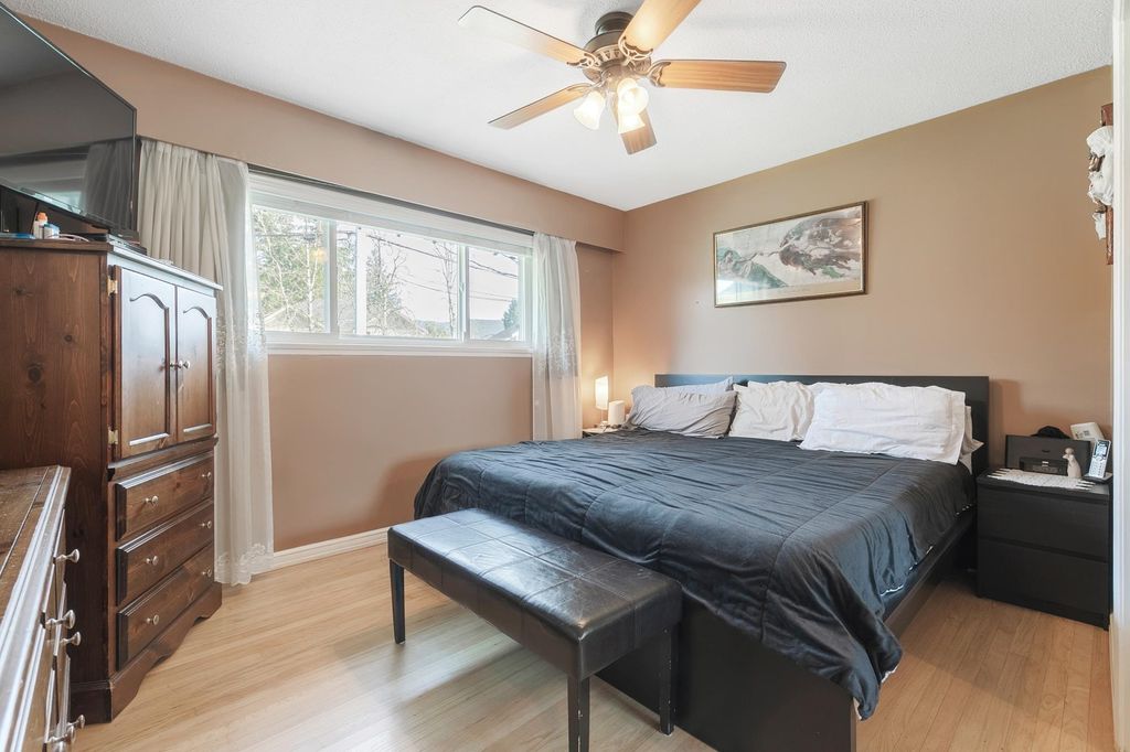 listing image 1109176085251514708